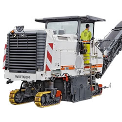 WIRTGEN W 1900 ASPHALT GRADING MACHINE